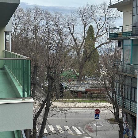Лукс На Море Luxury Apartment In Downtown With Garage Varna Esterno foto