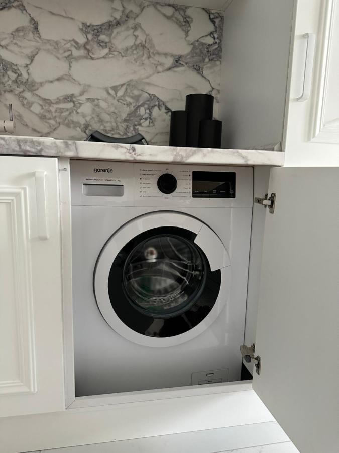 Лукс На Море Luxury Apartment In Downtown With Garage Varna Esterno foto